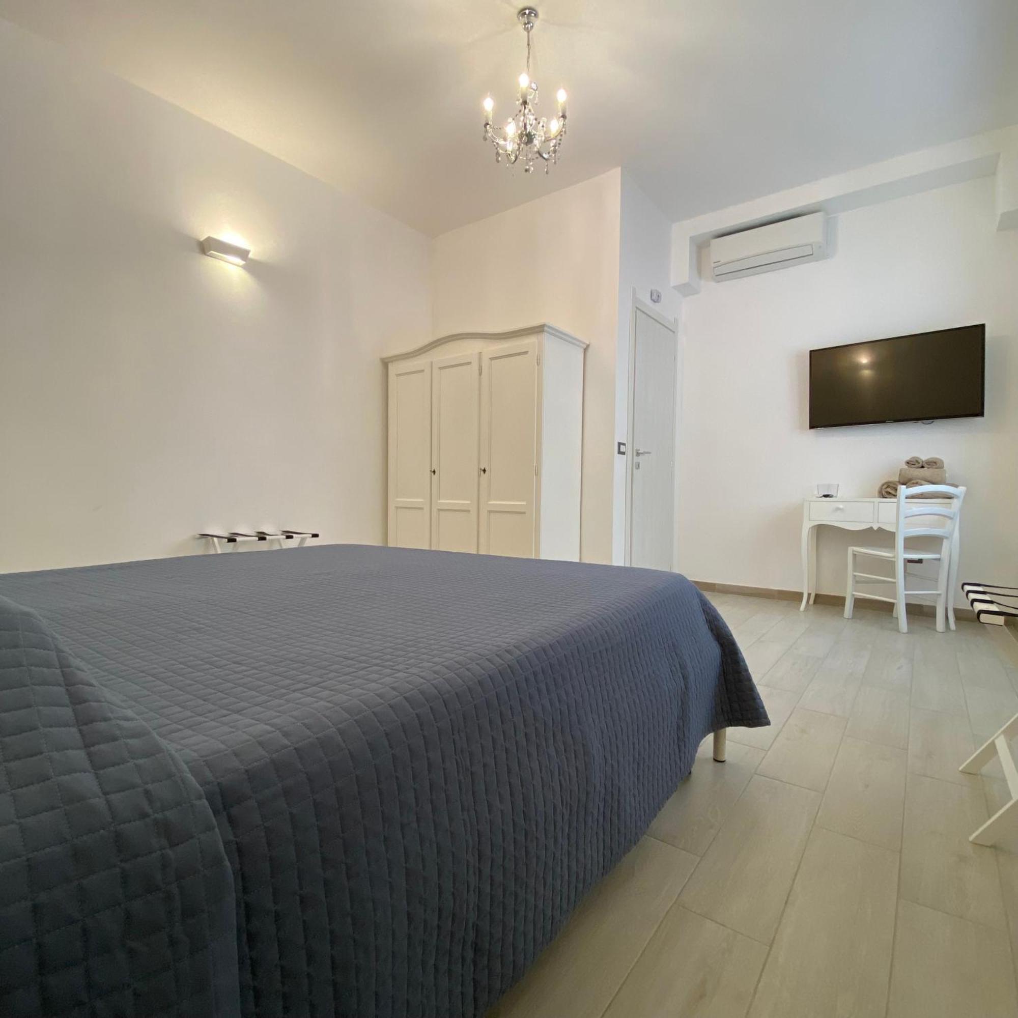 Lovely Apartment - Gocciadimare - Alghero Bagian luar foto